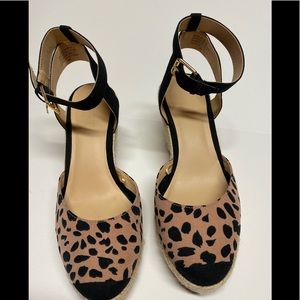 Loft Leopard print Espadrille Wedge shoes Size 8